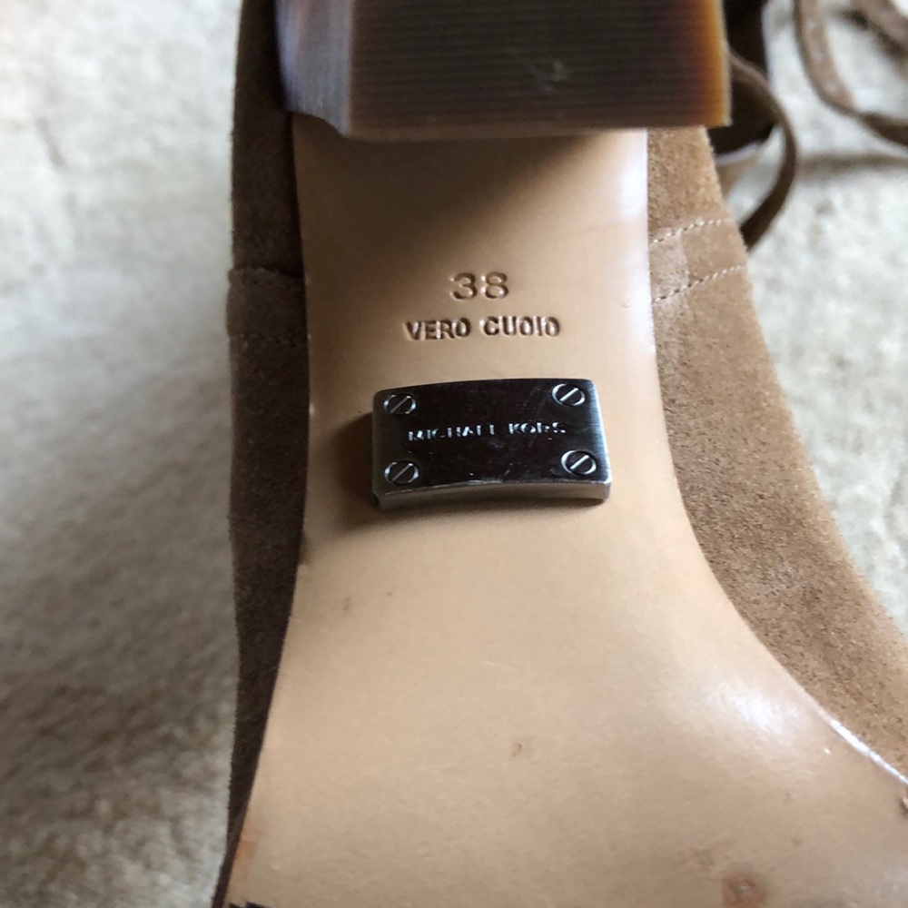 Michael Korrs  suede boots - Picture 5 of 7